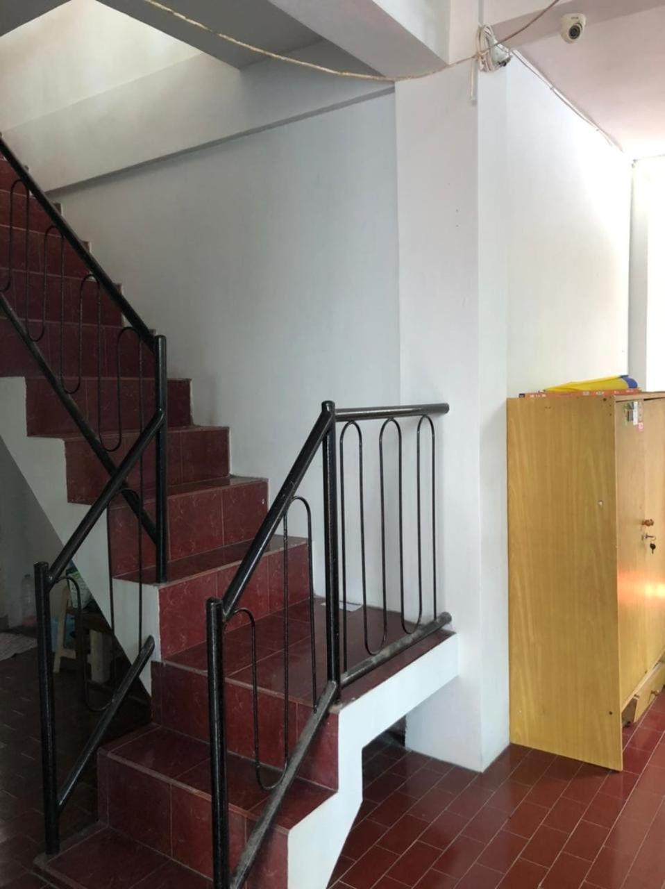 Oyo 90482 Rumah Oma Syariah Kupang  エクステリア 写真