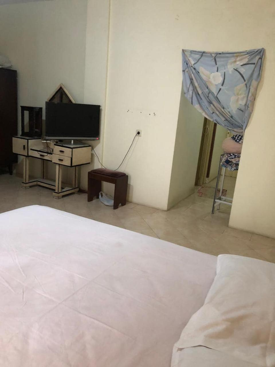 Oyo 90482 Rumah Oma Syariah Kupang  エクステリア 写真